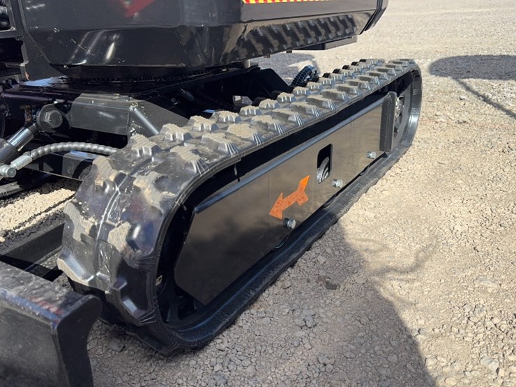 #1098-•-2025-tpm-18hs-mini-excavator-image-11