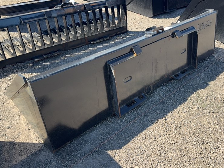 #1038-•-90"-skid-steer-smooth-bucket-image-4