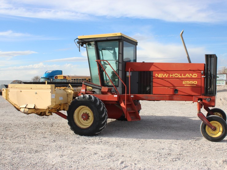 new-holland-2550-image-11