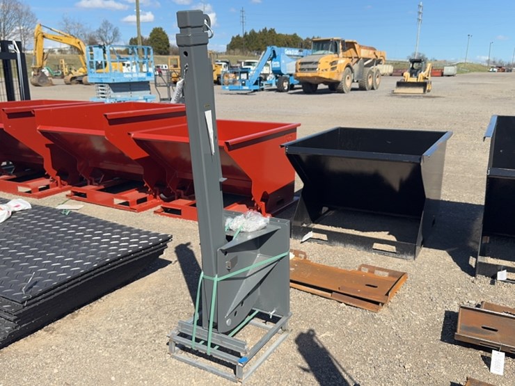 #1052-•-forklift-telescoping-boom-pole-image-2