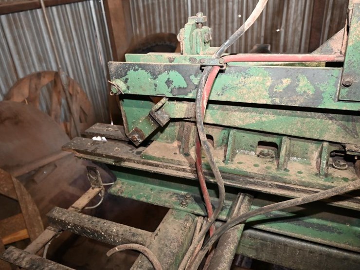 #116-•-cleereman-38-3hb-carriage-and-track-image-35