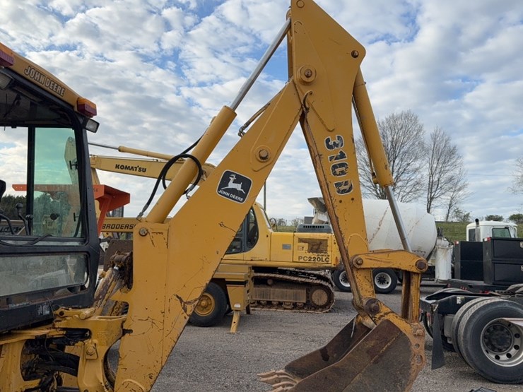 john-deere-310d-image-11