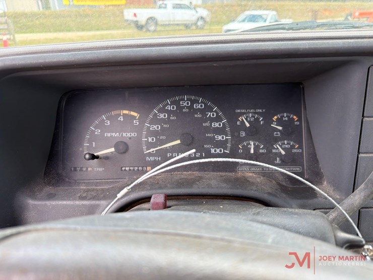 1997-chevrolet-3500-image-27