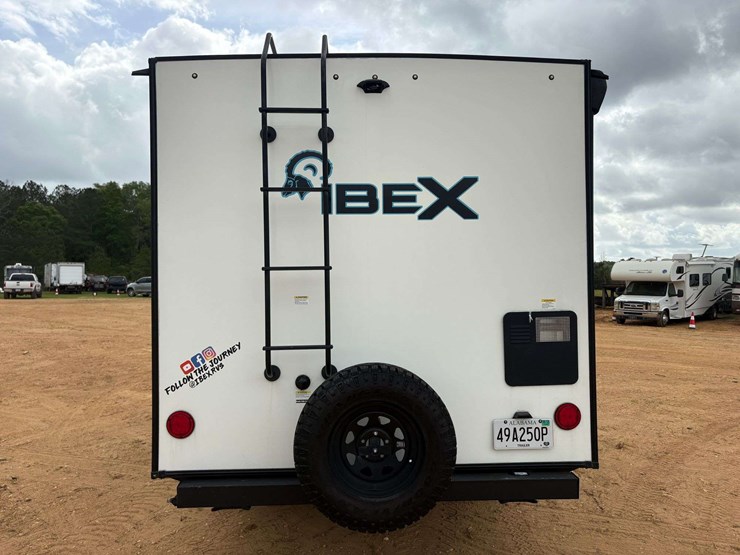 2022-forest-river-ibex-travel-trailer-w/-solar-power-system-image-6