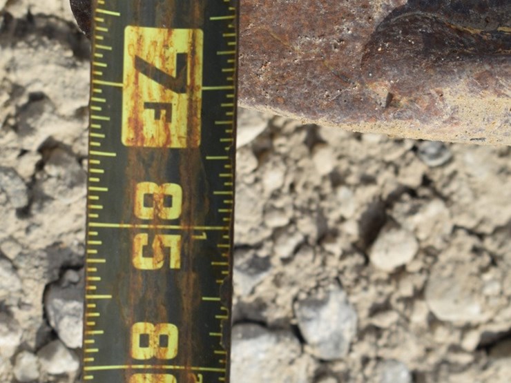 2021-deere-333g-image-16