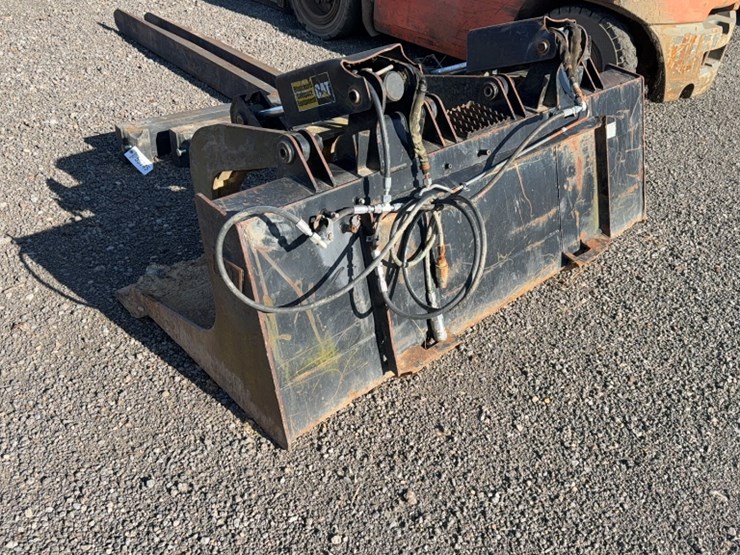 #2092-•-cat-72"-skid-steer-2-cylinder-grapple-bucket-image-3