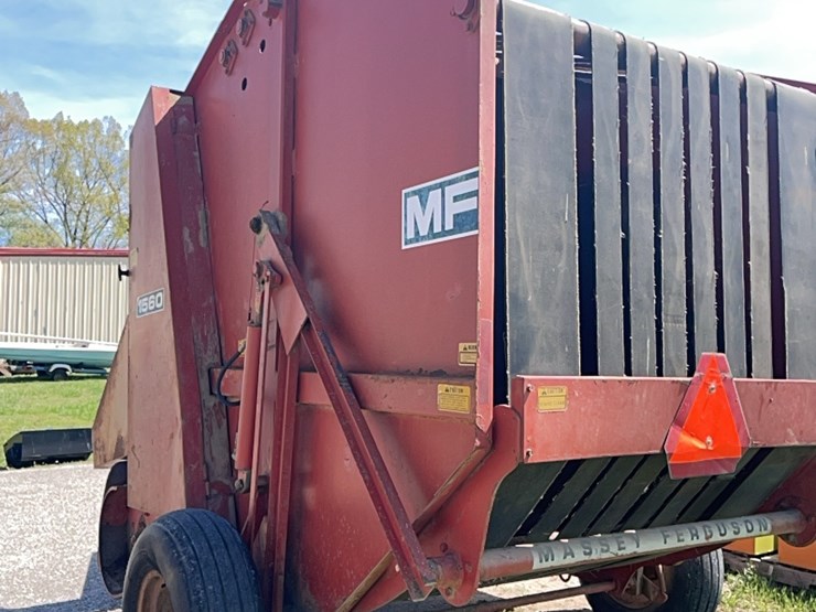 massey-ferguson-1560-image-8