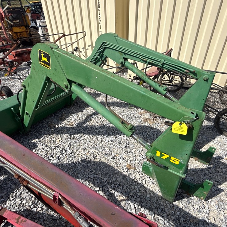 JOHN DEERE 175