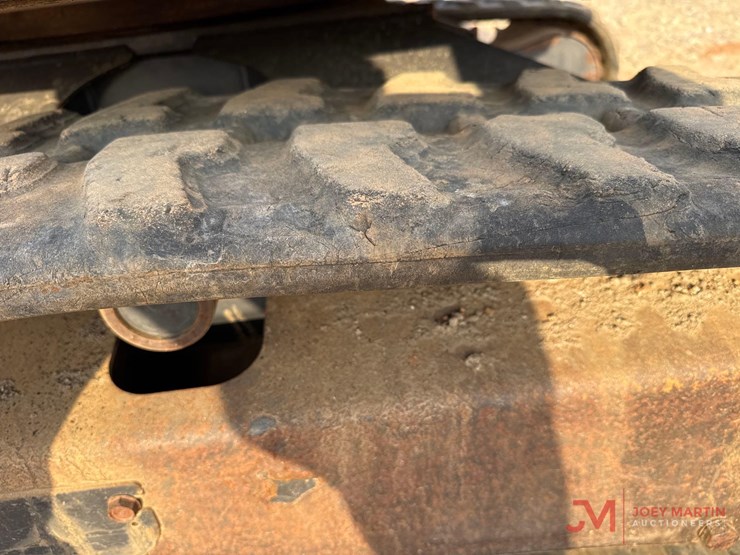 2020-bobcat-e26-image-22