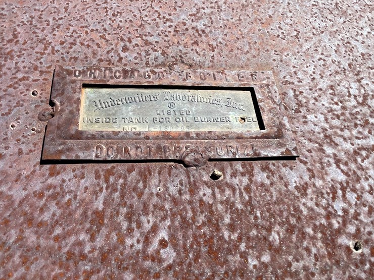 #4048-•-fuel-barrels-on-metal-platform-image-9