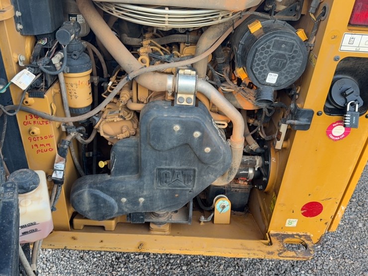 caterpillar-249d3-image-11