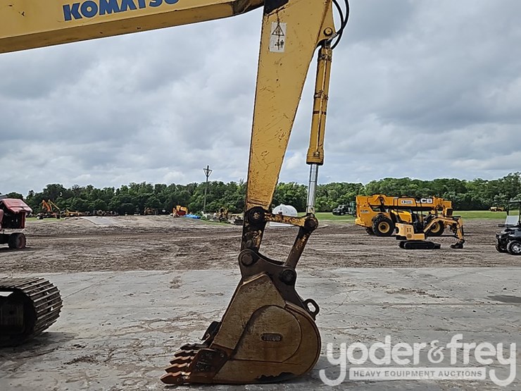 2007-komatsu-pc220-lc-8-image-16