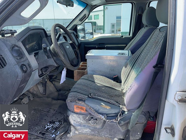 2015-ford-f550-image-13