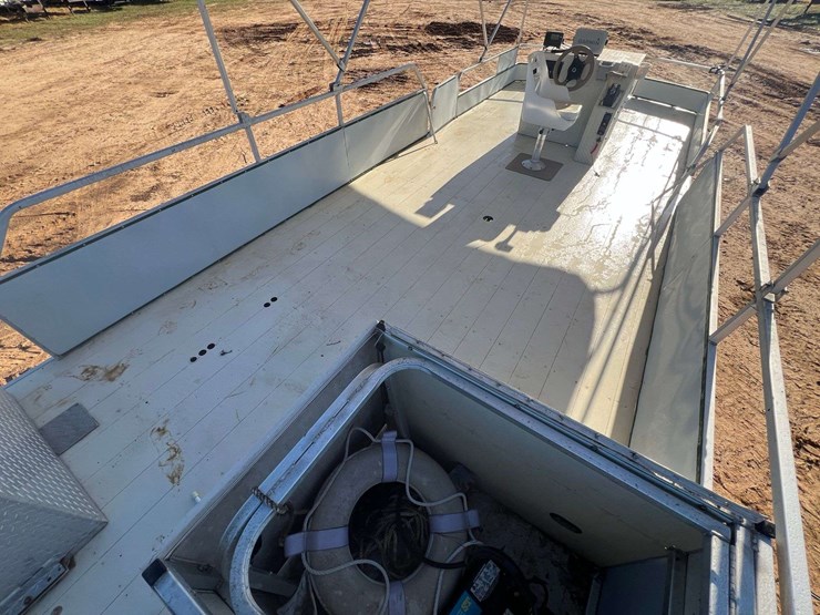 2000-all-aluminum-25'-pontoon-boat-w/-trailer-image-18