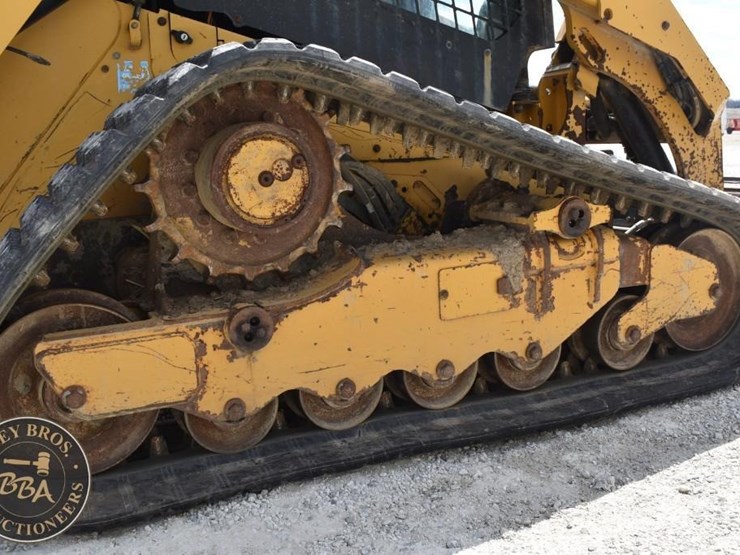 2020-caterpillar-289d3-image-32