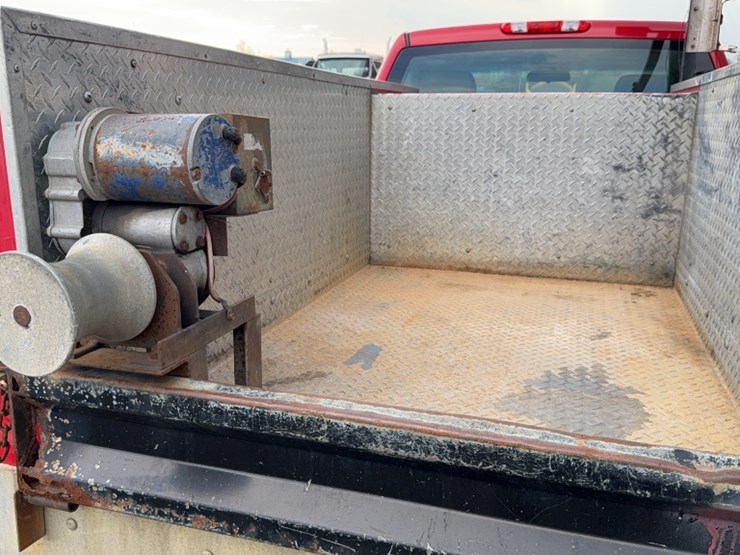 2011-chevrolet-2500-image-12