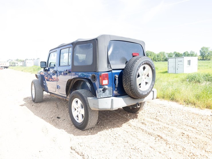 2009-jeep-wrangler-image-3