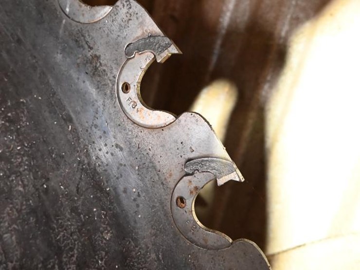 #126-•-56"-circle-saw-image-3