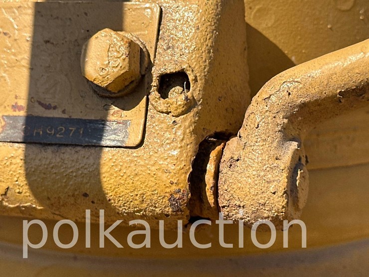 caterpillar-d4-image-12