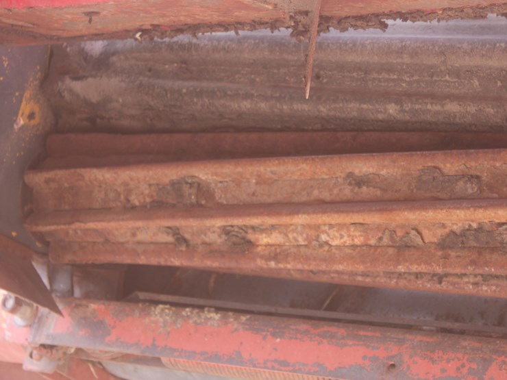 hesston-1170-image-28