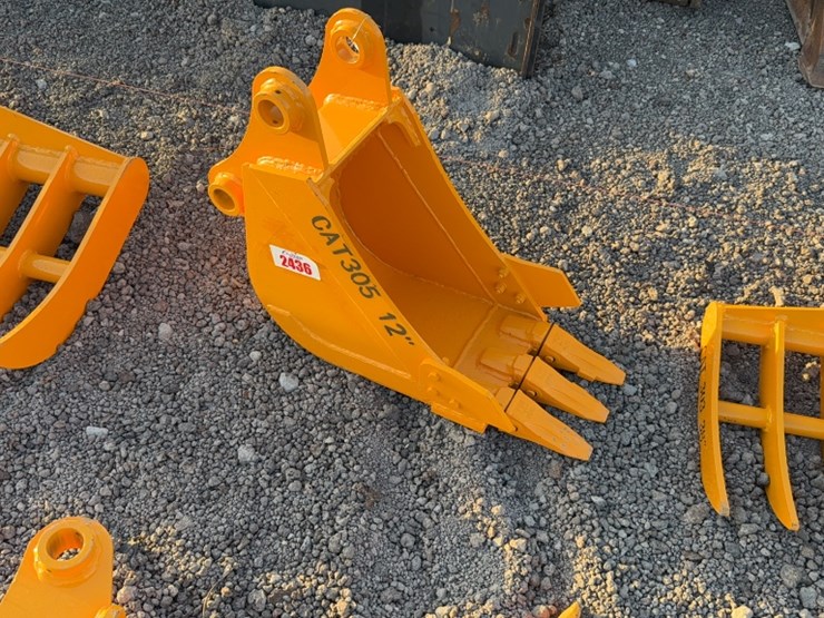 caterpillar-305-image-2