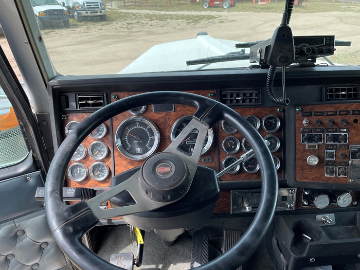 2000-kenworth-w900l-image-74