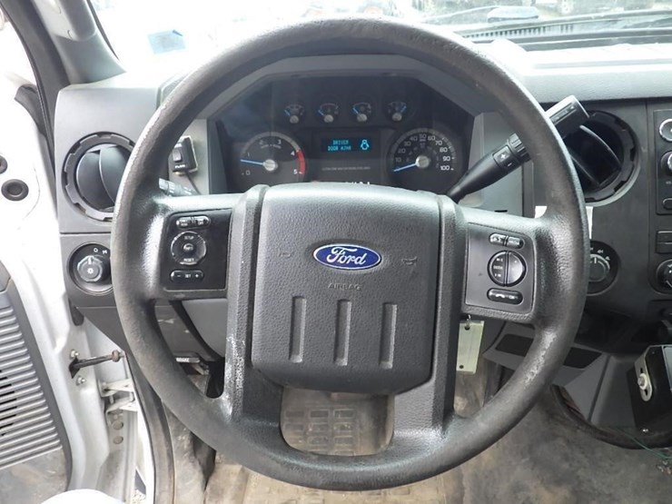 2016-ford-f550-image-23