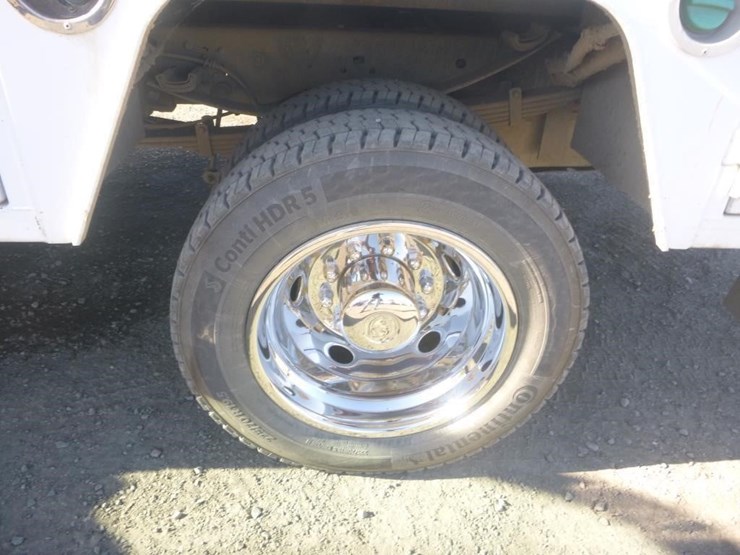 2015-ford-f550-image-29