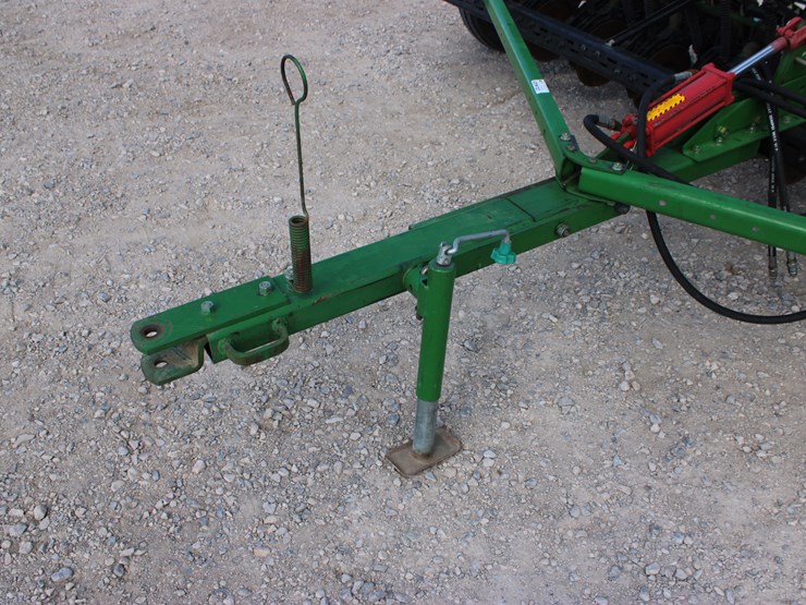 john-deere-450-image-10