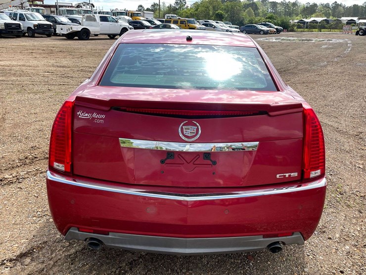 2008-cadillac-cts-4-door-sedan-(240,710-miles)-image-6