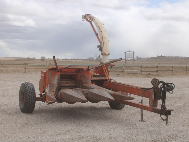 international-830-image-4