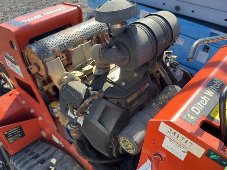 2019-ditch-witch-c24x-image-10