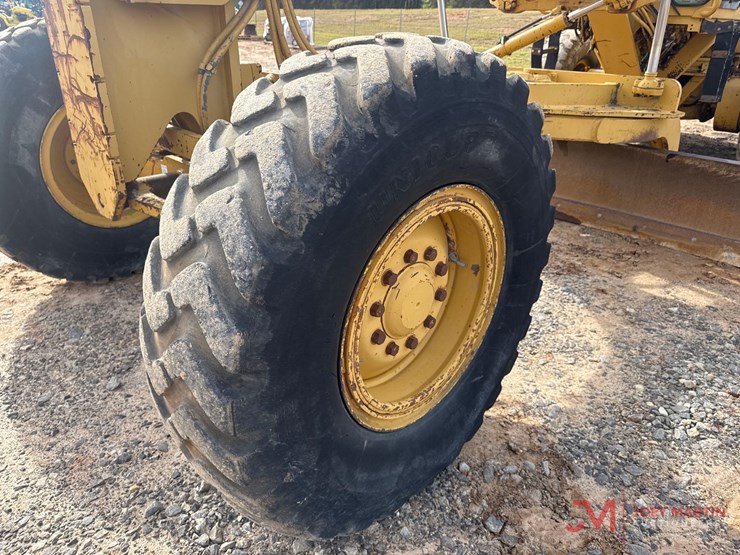 1996-caterpillar-140h-image-10