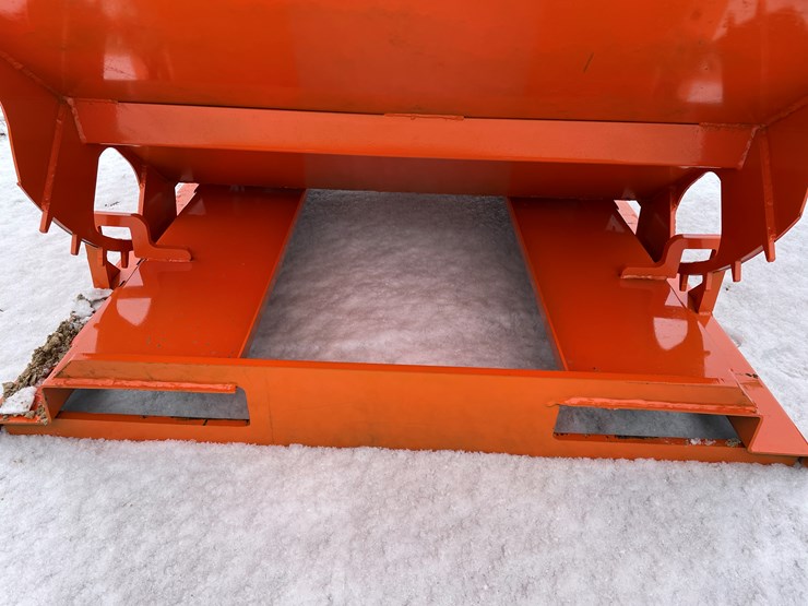 #2005-•-1.5-yard-self-dumping-hopper-image-9