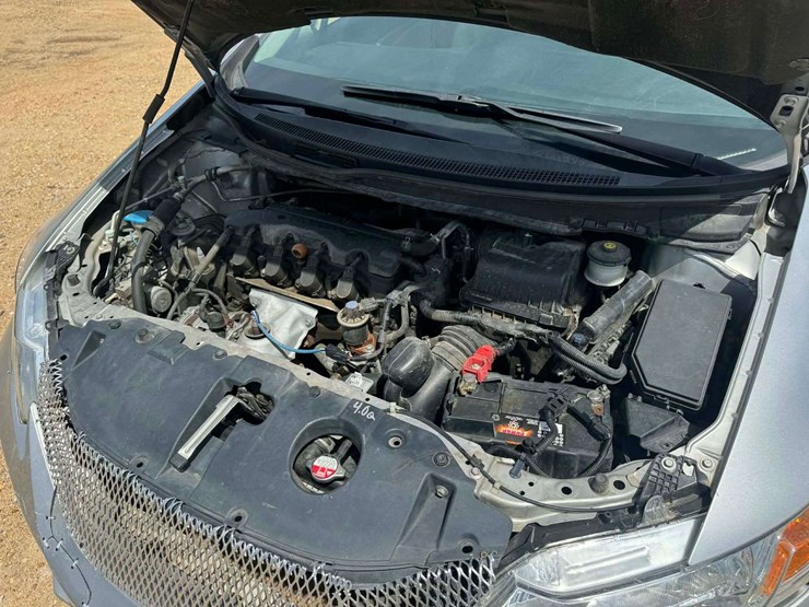 2015-honda-civic-4-door-sedan-(249,847-miles)-image-12