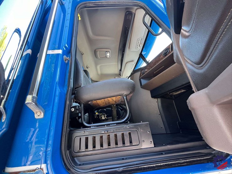 2018-international-hx620-image-63