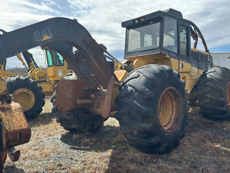 caterpillar-525b-image-6