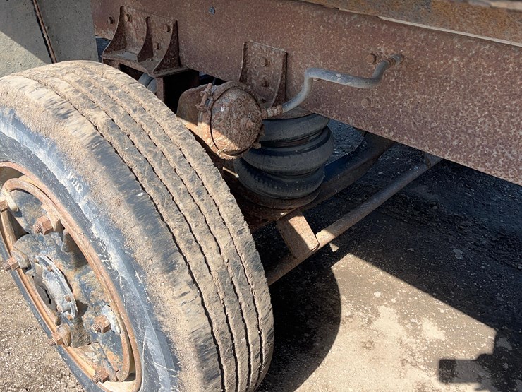 1989-ford-l-image-41