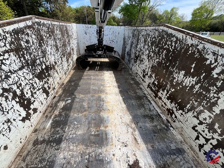 2025-kenworth-t380-image-86