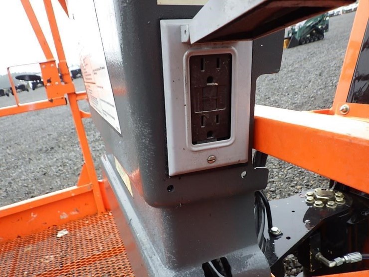 2018-jlg-450aj-image-24