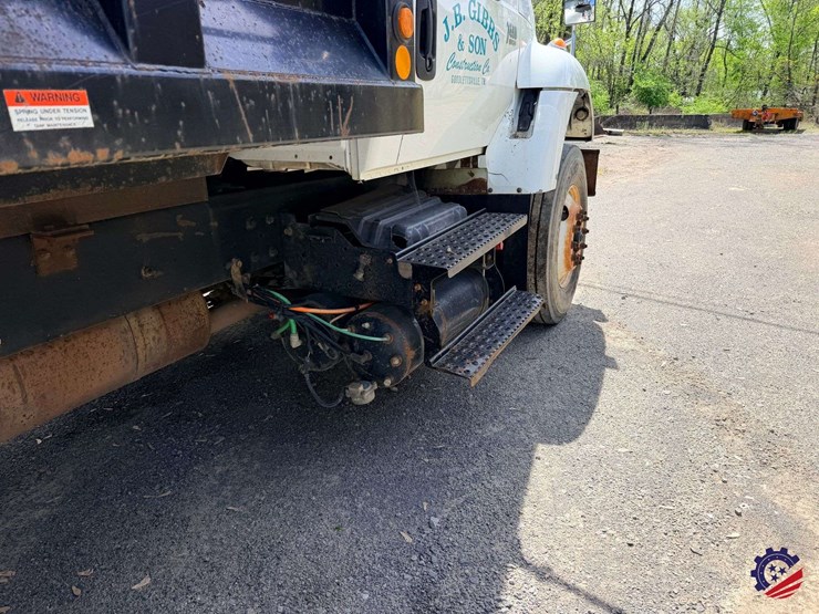 2007-international-7400-image-17