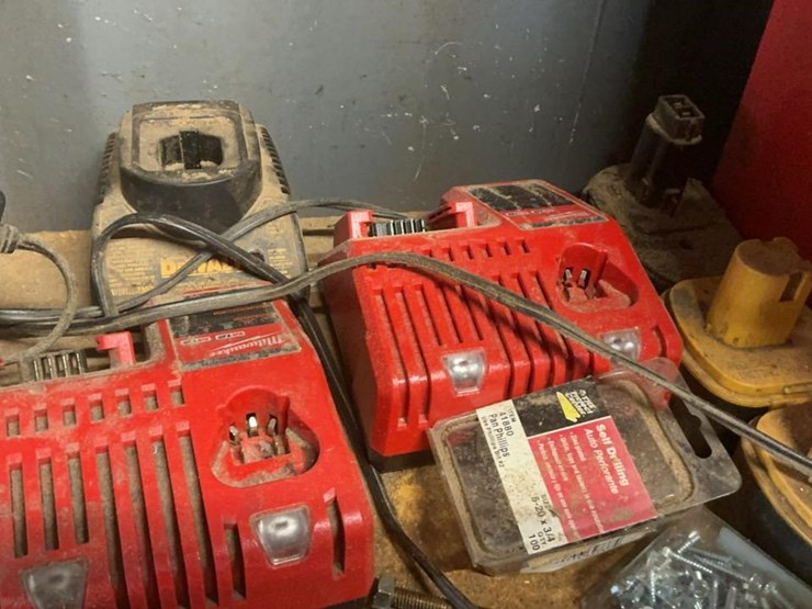 #106-•-tools-and-tool-chests-image-3