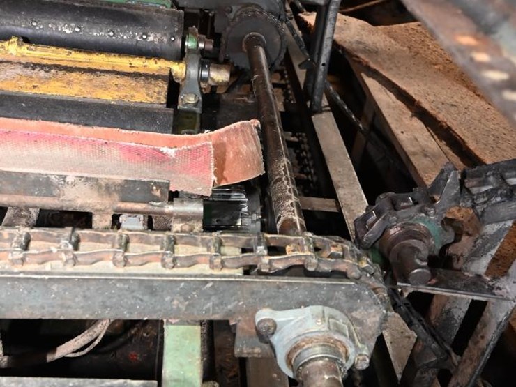 #138-•-roll-case-with-pop-up-transfers-image-15