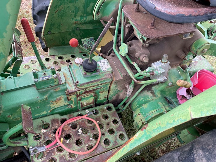john-deere-1050-image-10