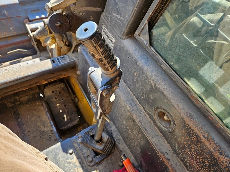 new-holland-ls140-image-20