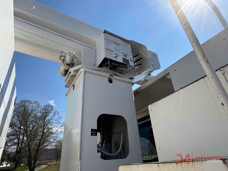 2009-ford-f750-xl-image-14