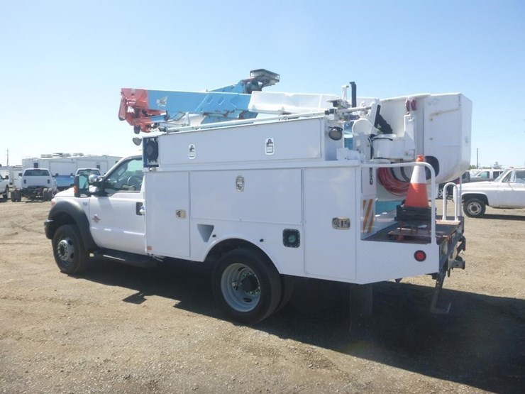 2013-ford-f550-image-4