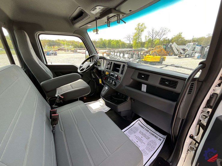 2025-kenworth-t380-image-110