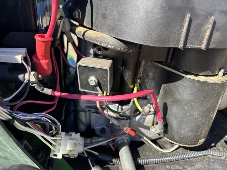 2016-john-deere-d110-image-21