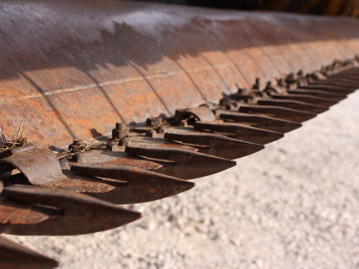 new-holland-2550-image-30